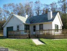 64 Cottage View Ln, Elk Garden, WV 26717