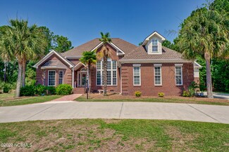 503 N Shore Dr, Sneads Ferry, NC 28460