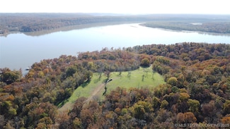 18101 S 641 Rd, Wyandotte, OK 74370