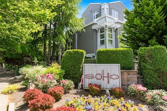 521 7th Ave Unit 204, Kirkland, WA 98033