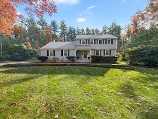 15 Lady Slipper Ln, Duxbury, MA 02332