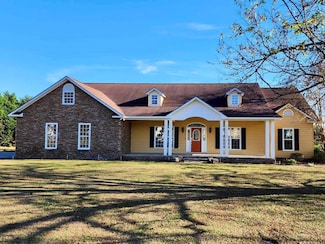 117 Crescent Ct, Fitzgerald, GA 31750