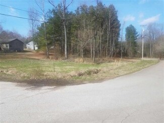 133 Neely Ave, Parsons, TN 38363