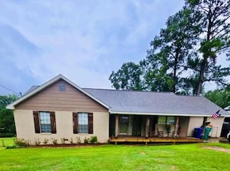 205 Surry Ave, Troy, AL 36081