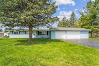 N8584 Snake Rd, Elkhart Lake, WI 53020