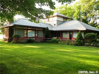 101 Riverview St, Morristown, NY 13664