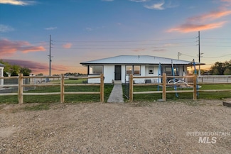 24766 Old Highway 30, Caldwell, ID 83607