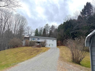 7511 Westminster West Rd, Putney, VT 05346