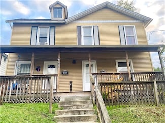 420 Reed St Unit 422, Sharon, PA 16146