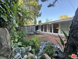 12340 Moorpark St, Studio City, CA 91604