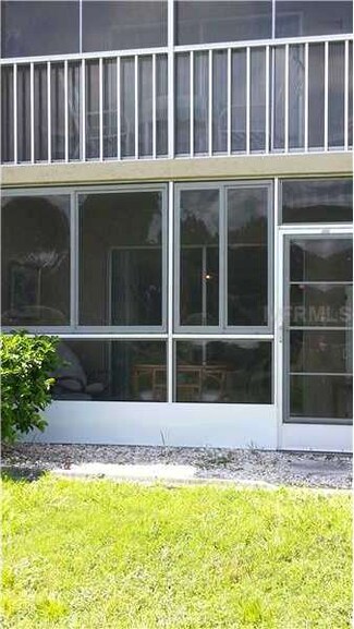 1330 Glen Oaks Dr E Unit 166D, Sarasota, FL 34232