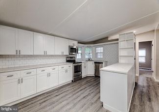 15 Ashwood Dr, Elmer, NJ 08318