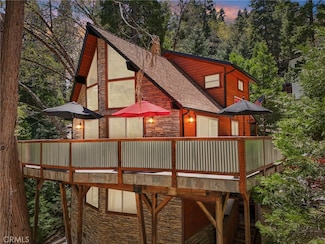385 Iris Dr, Twin Peaks, CA 92391