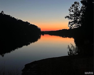 8 Woodland Lakes, Sullivan, MO 63080