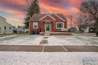 1557 Lebanon St, Toledo, OH 43605