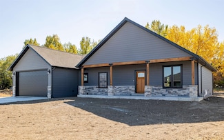 3232 Hardpan Ave, Cody, WY 82414