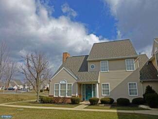 131 Primrose Ln, Wyomissing, PA 19610