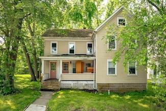 135 W Main St, Walden, NY 12586