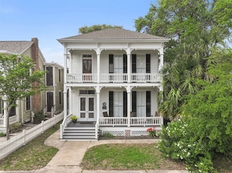 1808 Avenue K, Galveston, TX 77550
