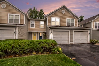 752 Stevenspoint SE Unit 22, Byron Center, MI 49315