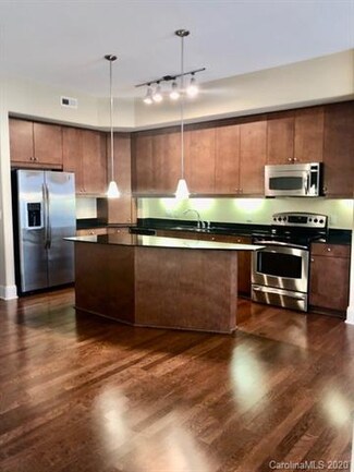4625 Piedmont Row Dr Unit 402, Charlotte, NC 28210