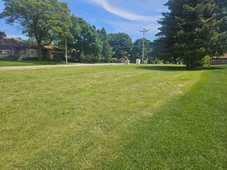 2001 Sheridan Rd, Zion, IL 60099