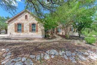 121 Quarry Park Cove, Liberty Hill, TX 78642