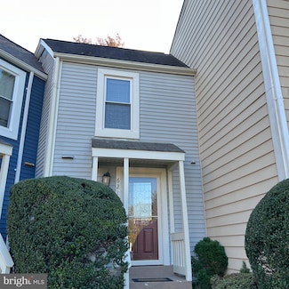 6215 Cool Valley Ct, Alexandria, VA 22310
