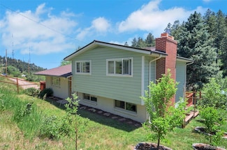 570 Columbine Ave, Golden, CO 80401