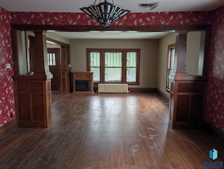 302 E 19th St, Sioux Falls, SD 57105