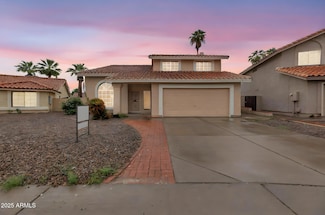 4216 E Amberwood Dr, Phoenix, AZ 85048
