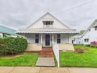 227 S Wells St, Sistersville, WV 26175