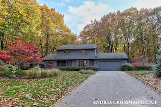 2330 Timberlee Dr, Holland, MI 49424