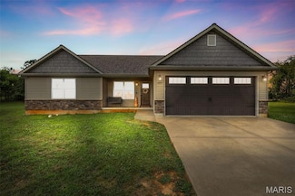 445 N Haven Dr, Farmington, MO 63640