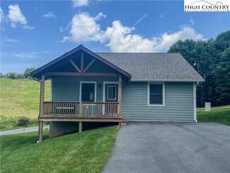 115 Pinebrook Ct, Boone, NC 28607