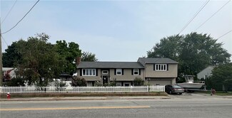 345 Sandy Ln, Warwick, RI 02889