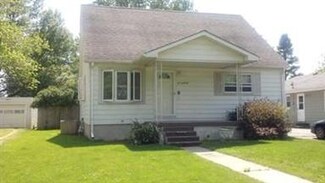 542 S Walnut St, Chebanse, IL 60922