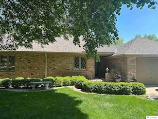 1605 S 113th Plaza, Omaha, NE 68144