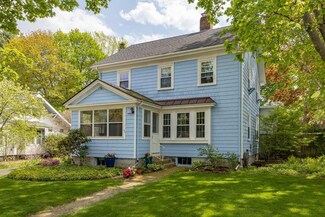 234 Aldrich Rd, Portsmouth, NH 03801