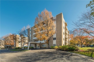 2159 Wooster Rd Unit A53, Rocky River, OH 44116