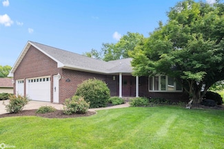 2722 Bittersweet Place, Burlington, IA 52601
