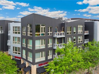 12600 SW Crescent St Unit 411, Beaverton, OR 97005