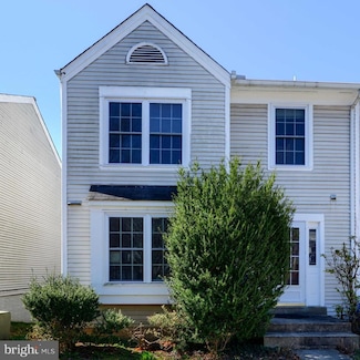 18313 Hallmark Ct, Gaithersburg, MD 20879