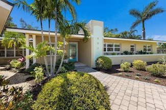 734 Indian Beach Cir, Sarasota, FL 34234