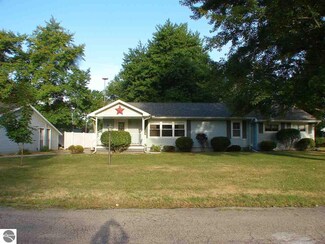 301 N Nelson St, Ithaca, MI 48847