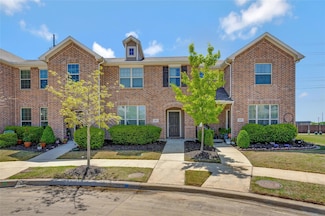 2425 Canongate Dr, Denton, TX 76207