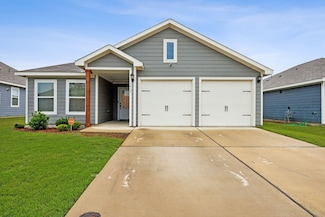 1417 Sunkiss Dr, Fort Worth, TX 76140