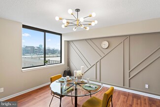 3709 S George Mason Dr Unit 306, Baileys Crossroads, VA 22041