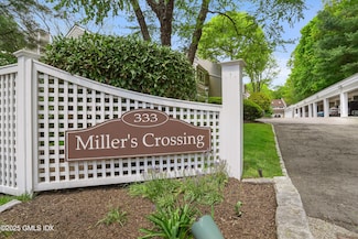 333 Palmer Hill Rd Unit 1E, Riverside, CT 06878