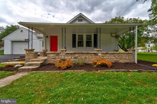 5827 Mountain Rd, Chambersburg, PA 17202